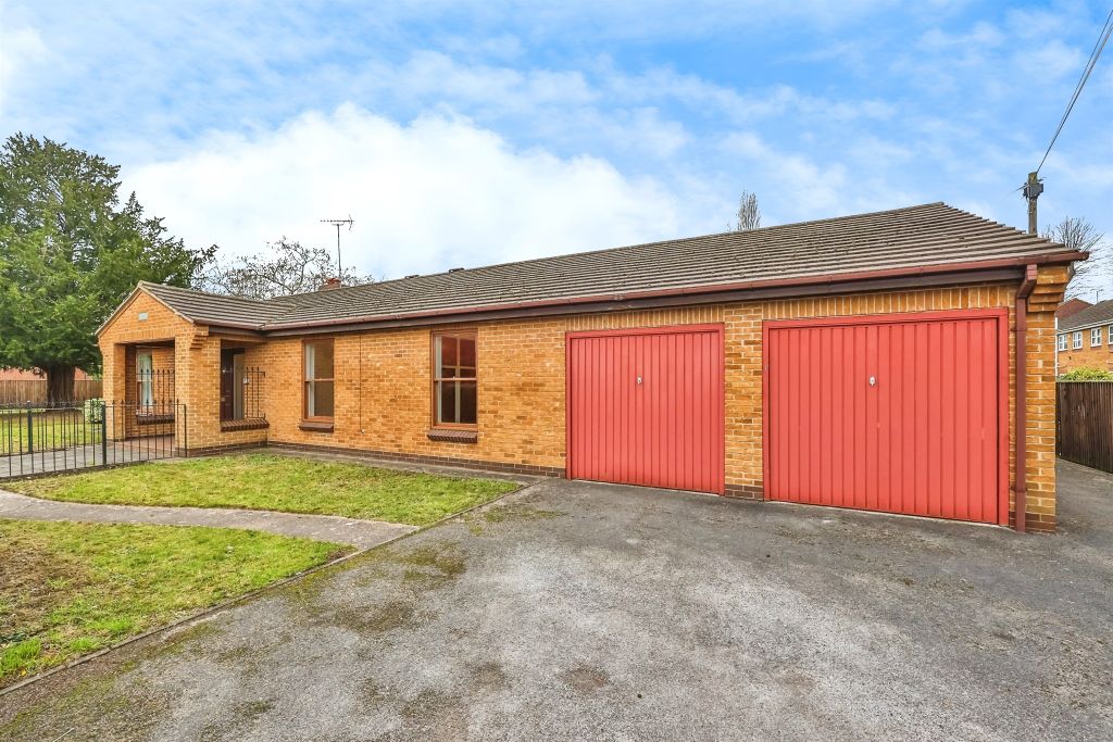 Property photo 1 of 34