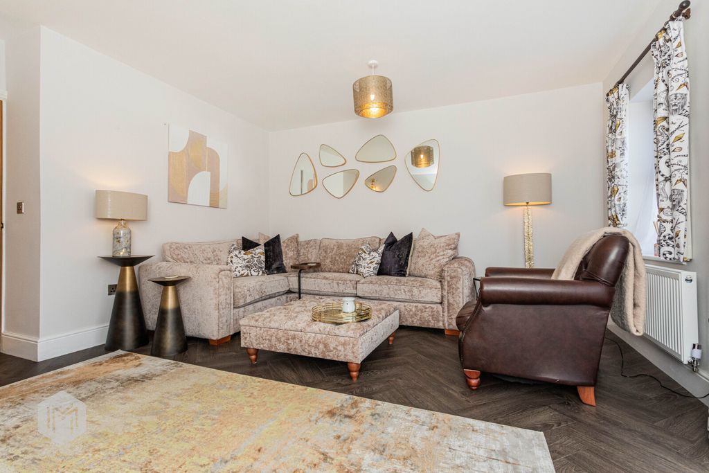 Property photo 1 of 34 Picture No. 21