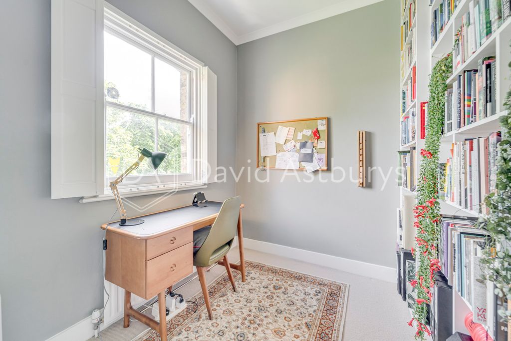 Property photo 3 of 14 Ndb00566_Enfused