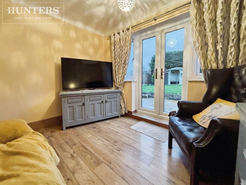 Property photo 2 of 18 Pbox-Img.Jpg