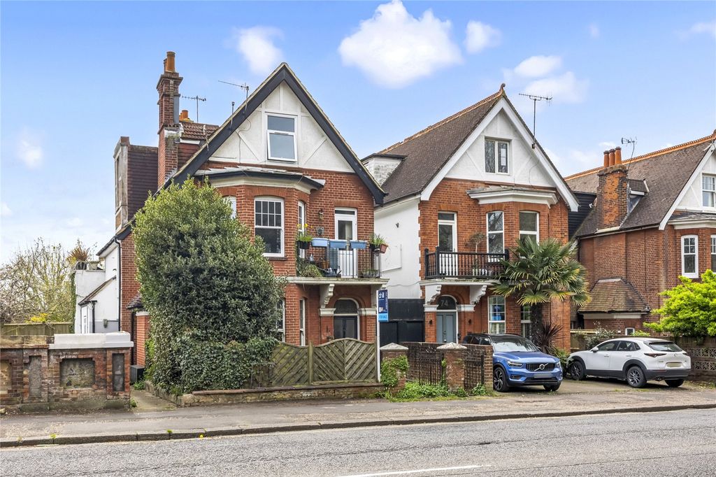 Property photo 2 of 17 Picture No. 18