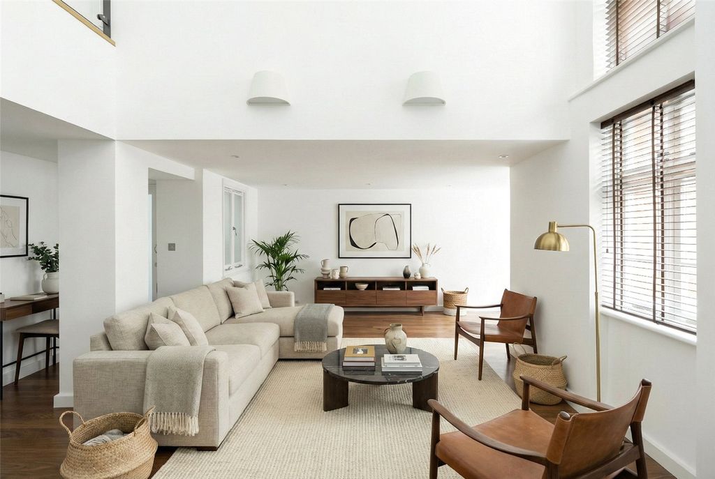 Property photo 1 of 14 Picture No. 21