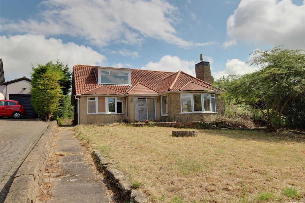 Property photo 1 of 8 Front.Jpg