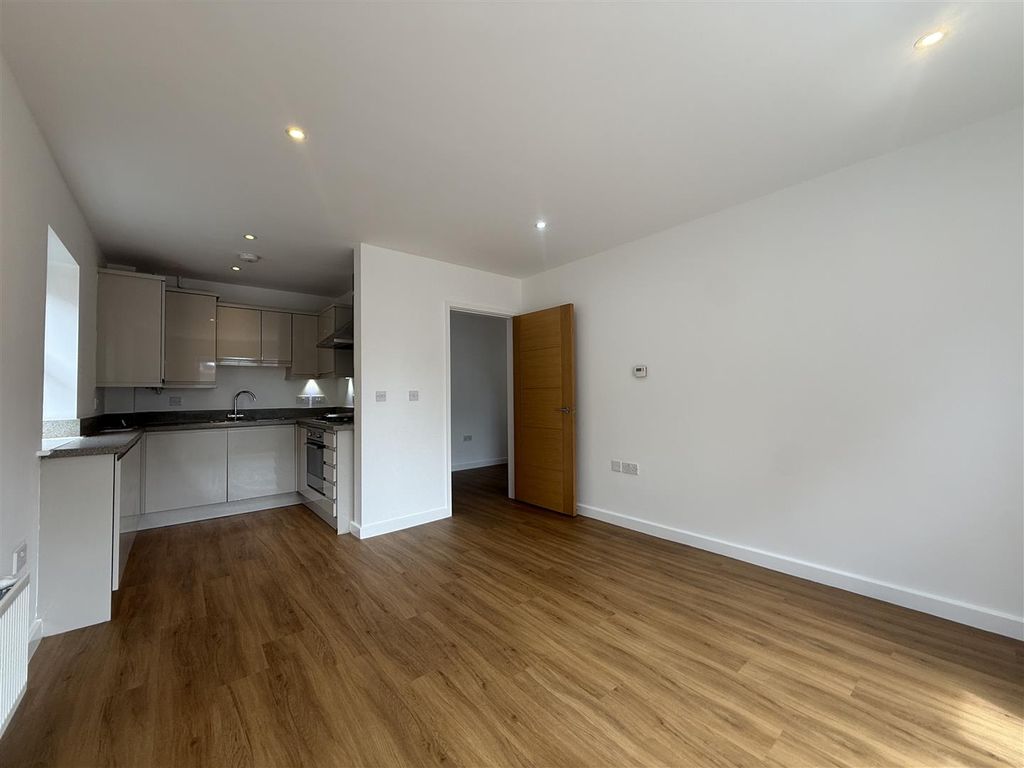 Property photo 3 of 8 Img_6116.Jpg