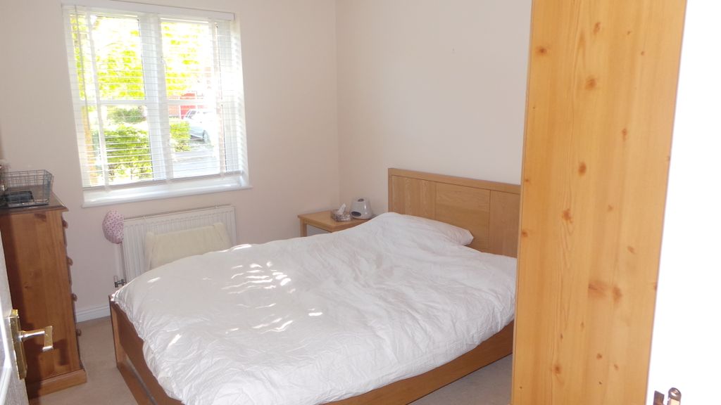 Property photo 3 of 6 Bedroom