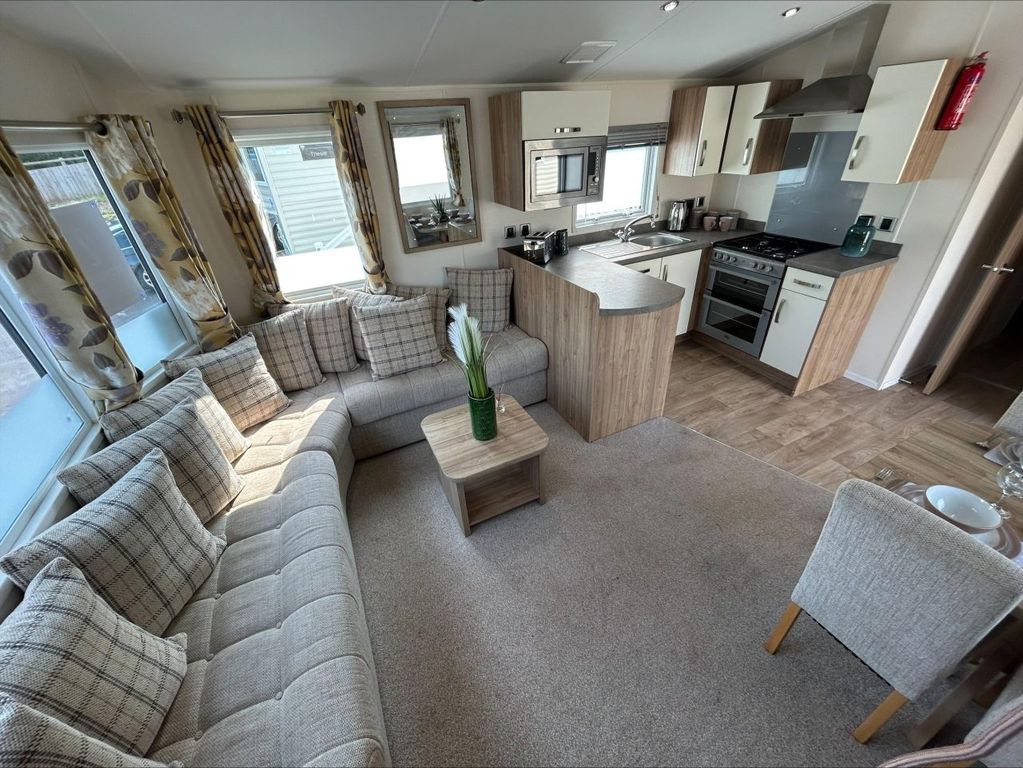 Property photo 1 of 7 - Willerby Rio Premier For Sale