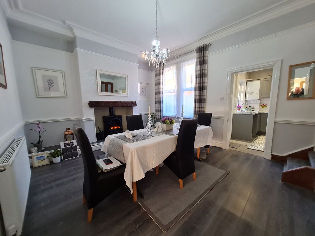 Property photo 2 of 16 Dinning Room