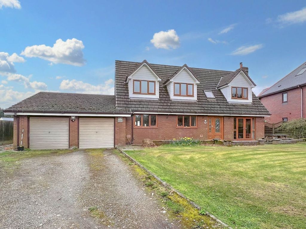 Property photo 2 of 24