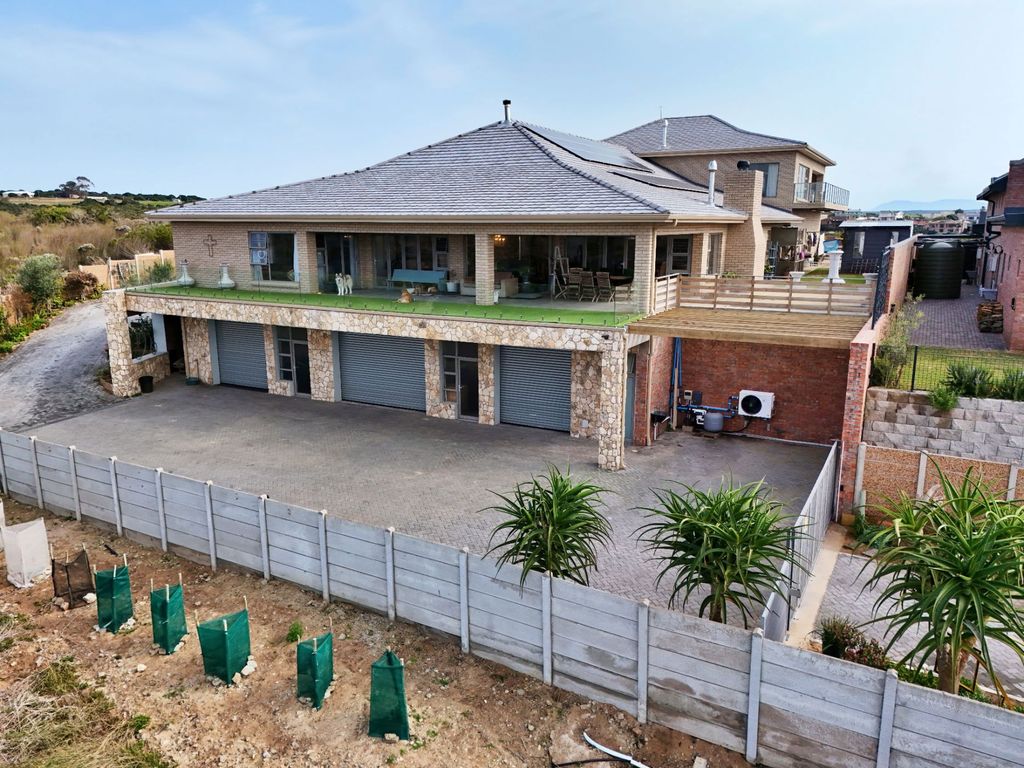 Property photo 2 of 67 1Sr1712735