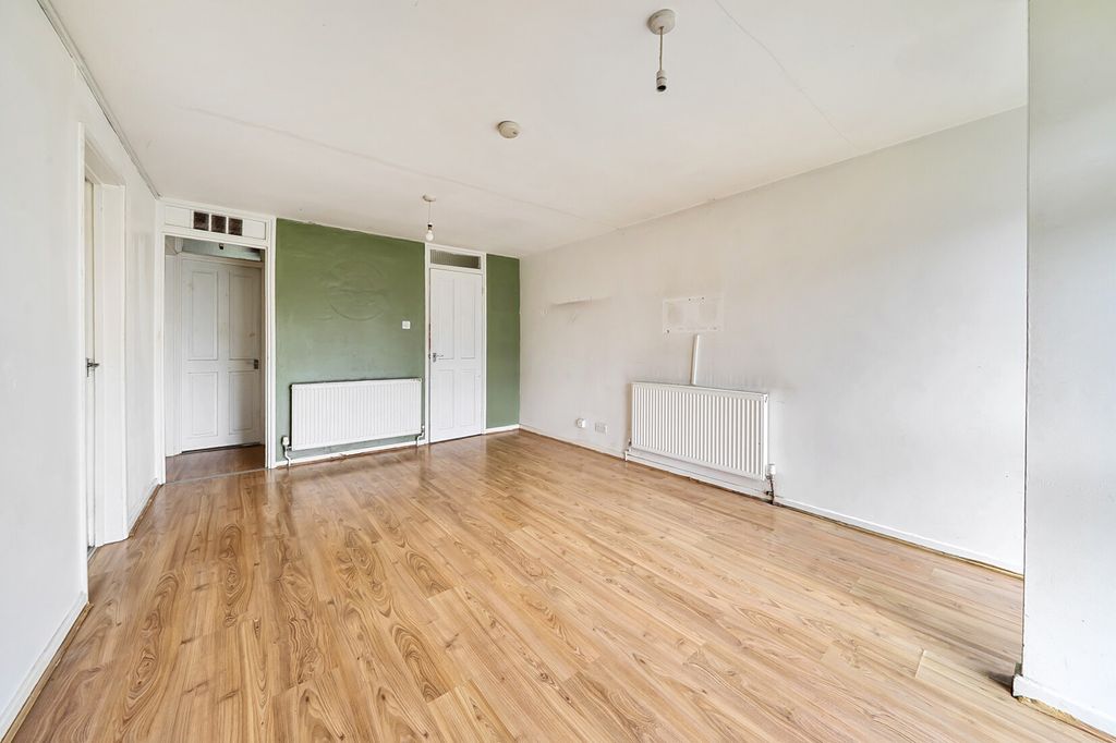 Property photo 3 of 19 Reception Room