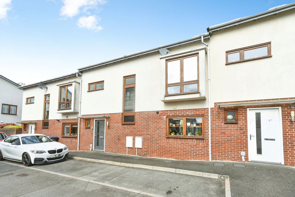 Property photo 1 of 24