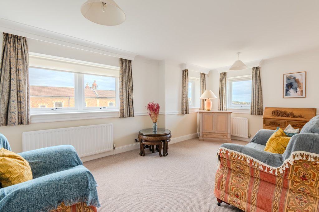 Property photo 3 of 13 Sitting Room