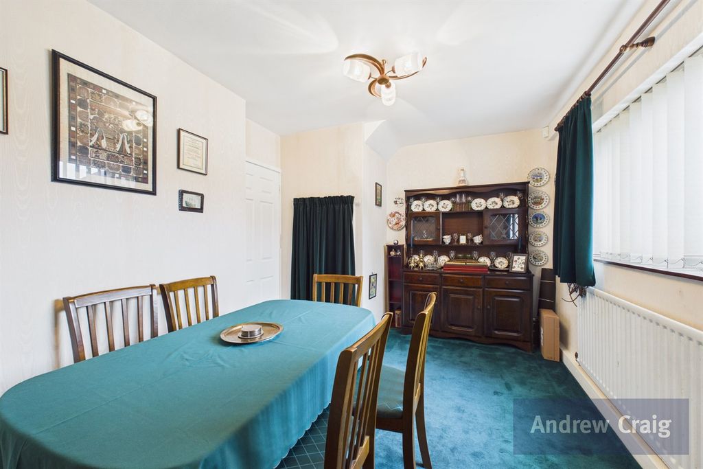 Property photo 3 of 25 Dining Room