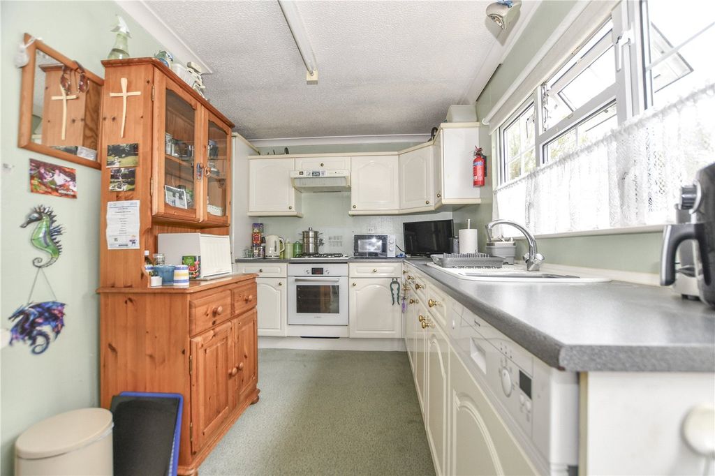 Property photo 2 of 12 Picture No. 02