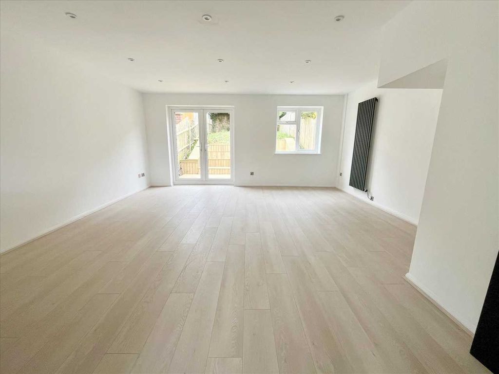 Property photo 2 of 12 Lounge/Dining Room