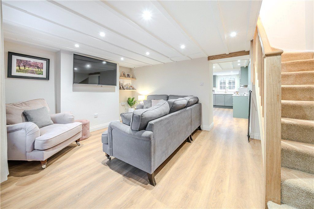 Property photo 3 of 19 Beautiful Interiors