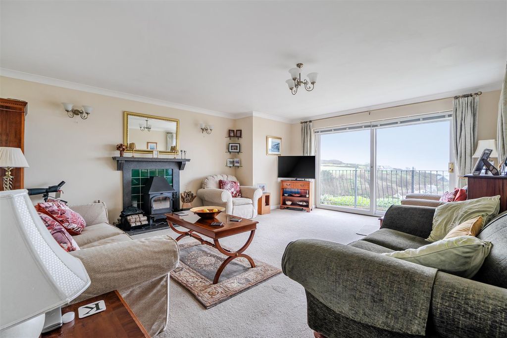 Property photo 3 of 35 1429078-32-69B2Efe93B3A7.Jpg