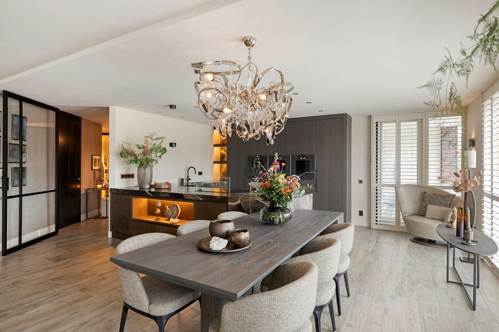 Property photo 3 of 45