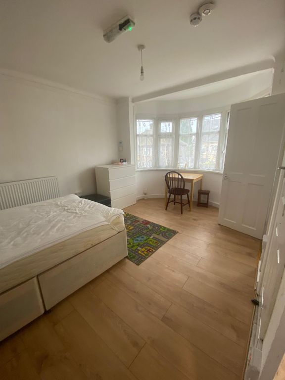 Property photo 1 of 4