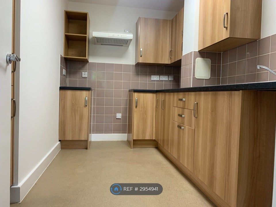 Property photo 3 of 5
