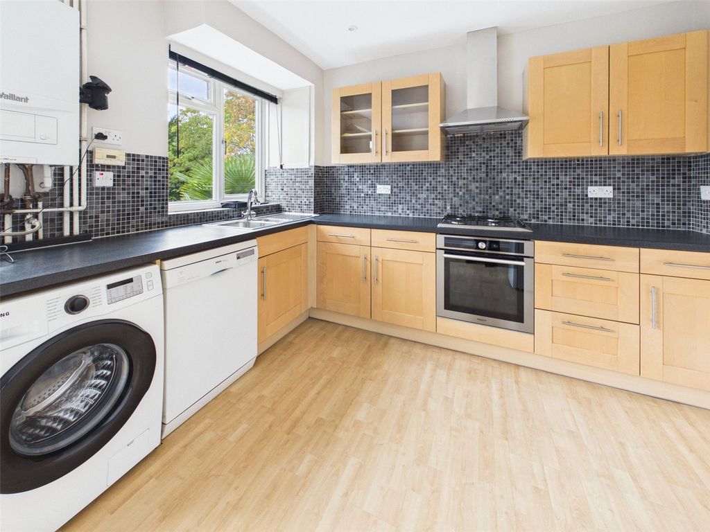 Property photo 2 of 6 Picture No. 02