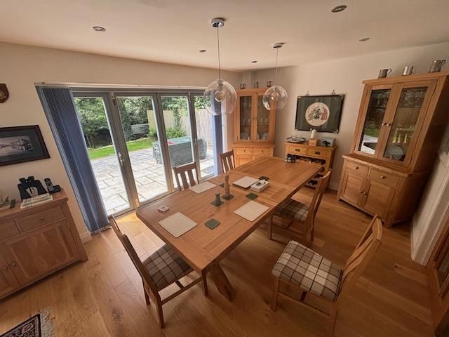 Property photo 3 of 31 Bedroom 2