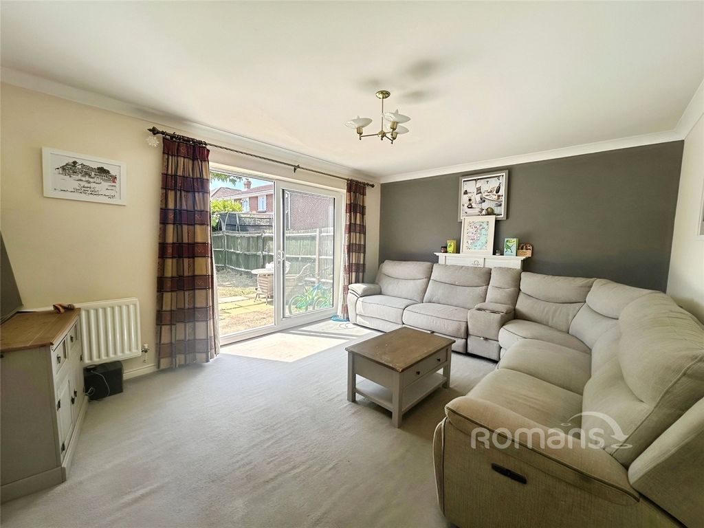 Property photo 2 of 14 Picture No. 02