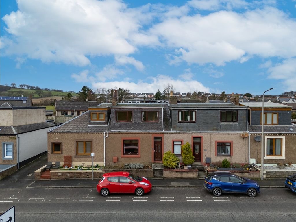 Property photo 1 of 30