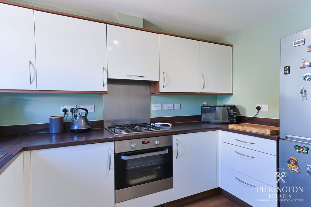 Property photo 2 of 13 5343153