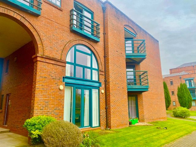 Property photo 2 of 12