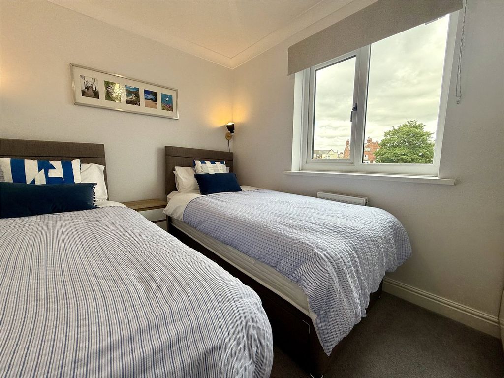 Additional image 10 of 2 bed flat for saleAlexandra Court, Bridlington, East Riding Of Yorkshire YO15
