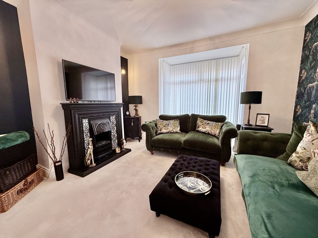 Property photo 2 of 13 Img_8917