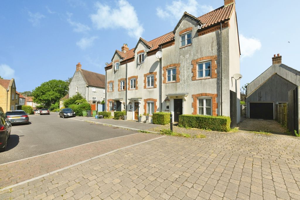 Property photo 1 of 20 Pbox-Img.Jpg