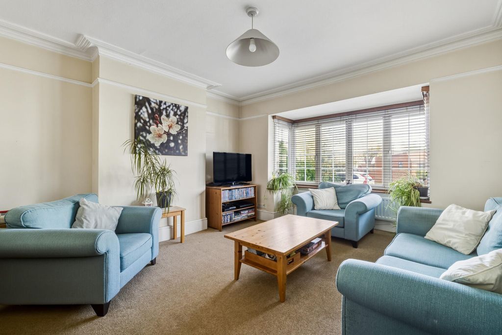 Property photo 2 of 24 Living Room