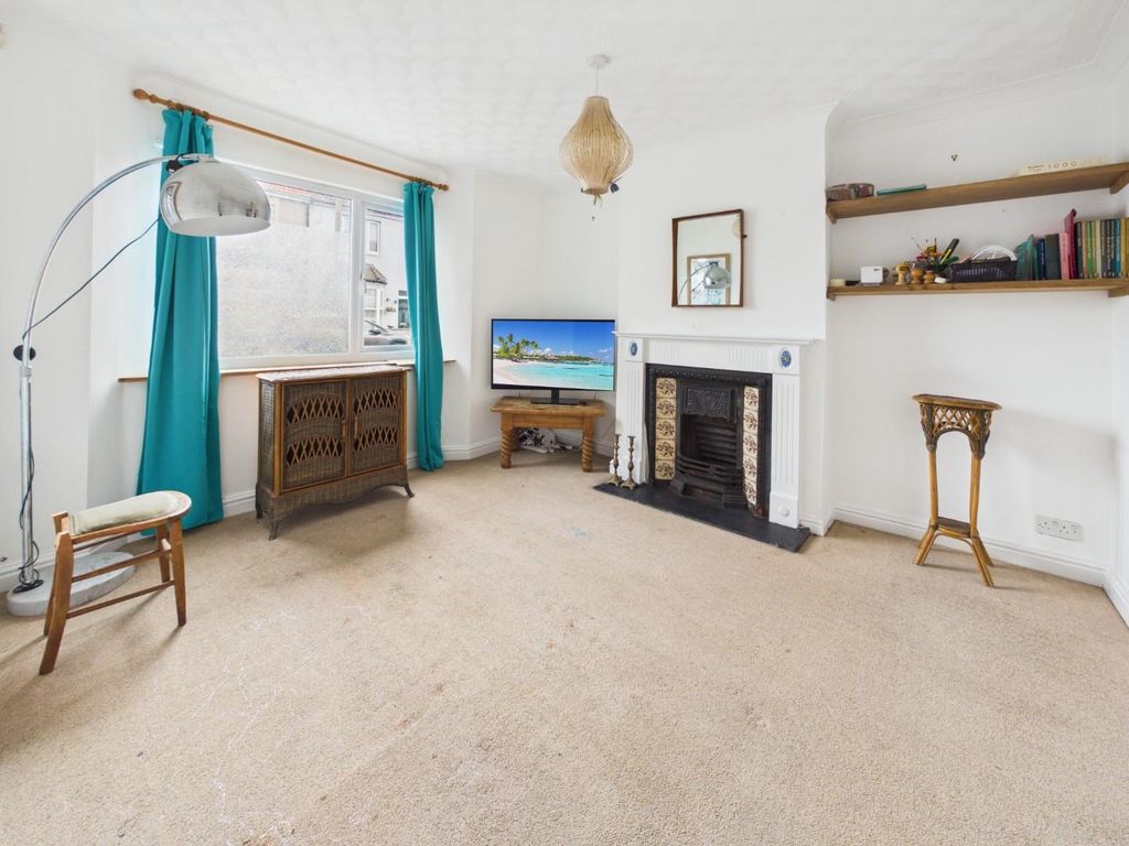 Property photo 2 of 19 Cam01576G0-Pr0374-Still002.Jpg