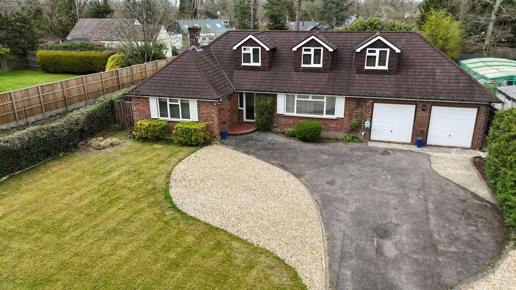 Property photo 2 of 23
