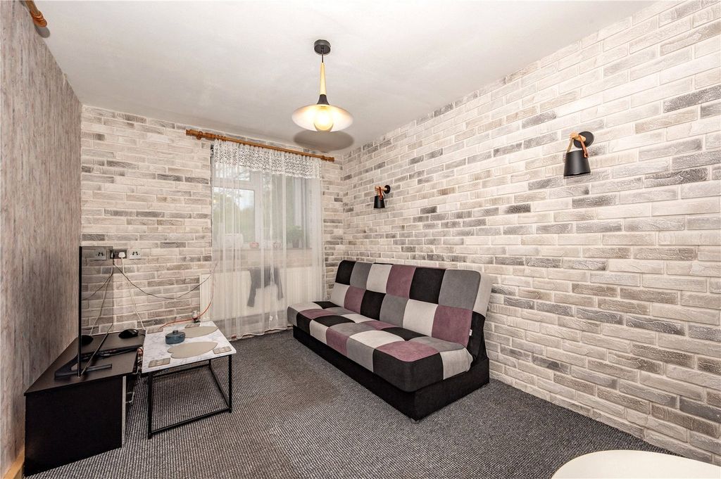Property photo 2 of 6 Picture No. 05