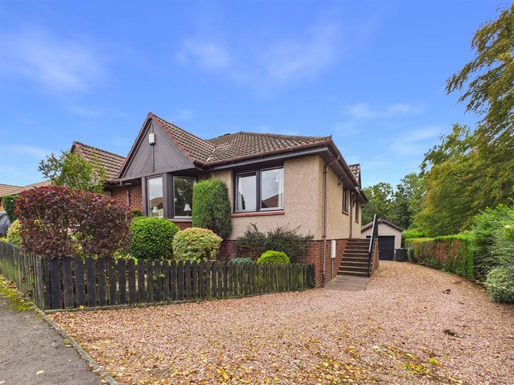 Property photo 1 of 16 Cam03924G0-Pr0183-Still020.Jpg