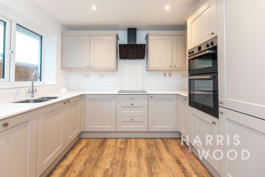 Property photo 2 of 23 4761442