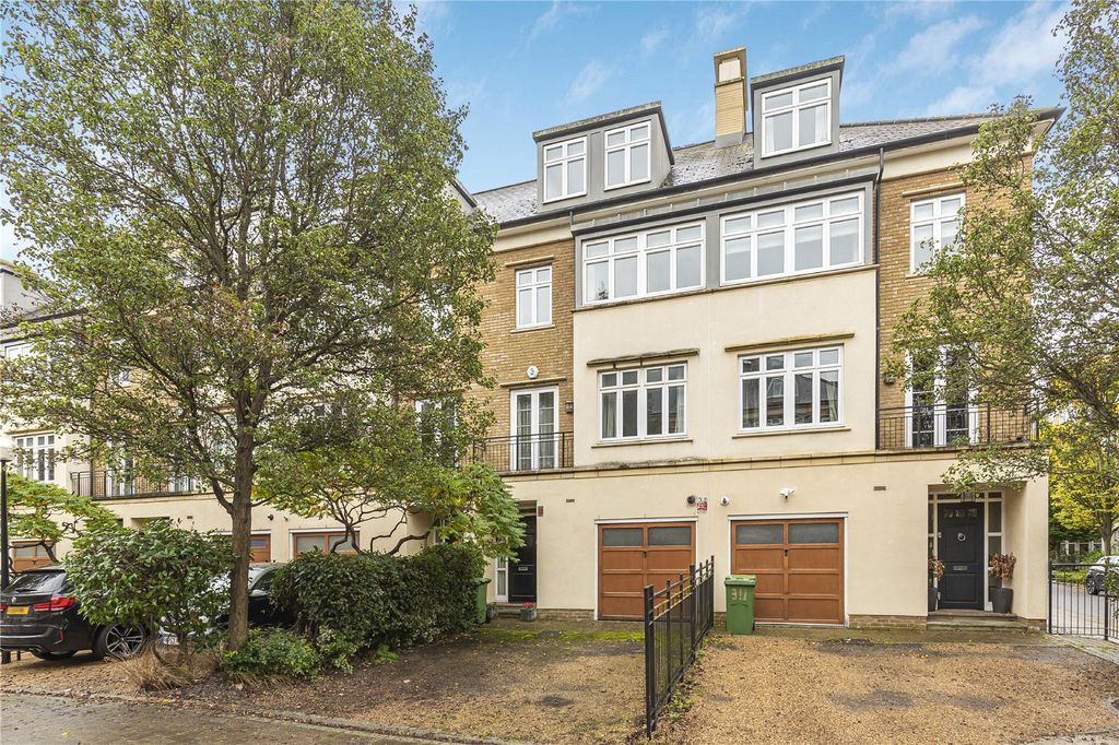 Property photo 1 of 1 External