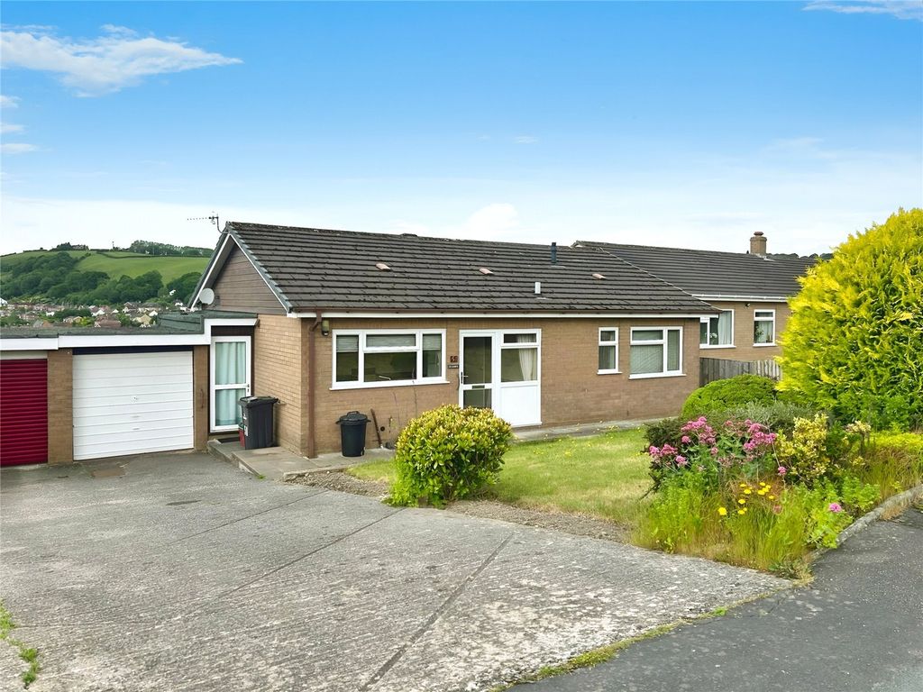 Property photo 1 of 17 Picture No. 01