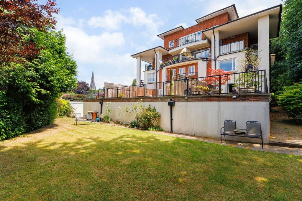 Property photo 1 of 23