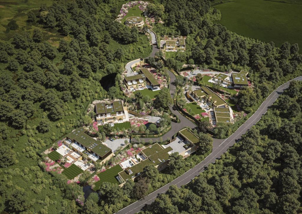 Property photo 3 of 12 Rolling Hills