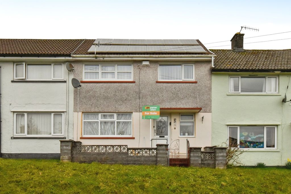 Property photo 1 of 27