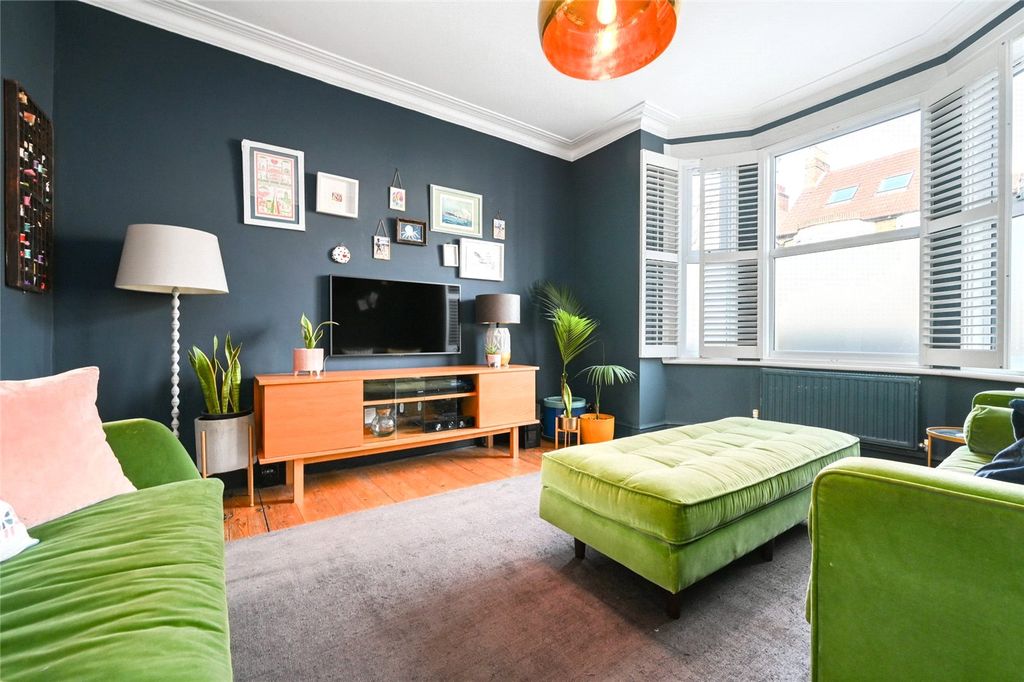 Property photo 3 of 20 Picture No. 44