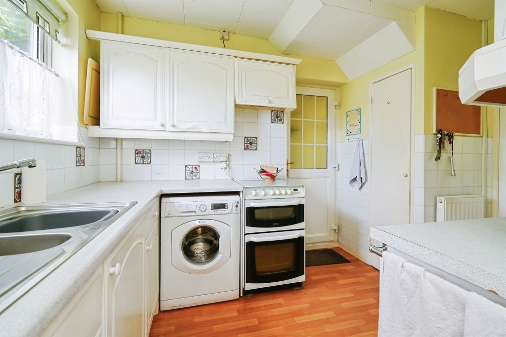 Property photo 3 of 16