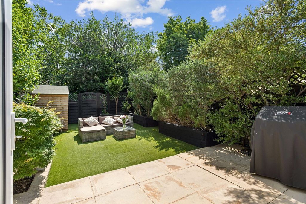 Property photo 2 of 14 Picture No. 20