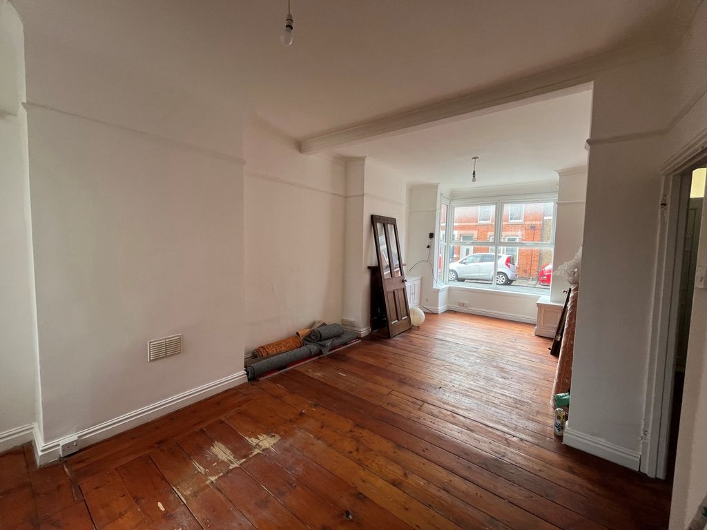 Property photo 2 of 11 Photo 9