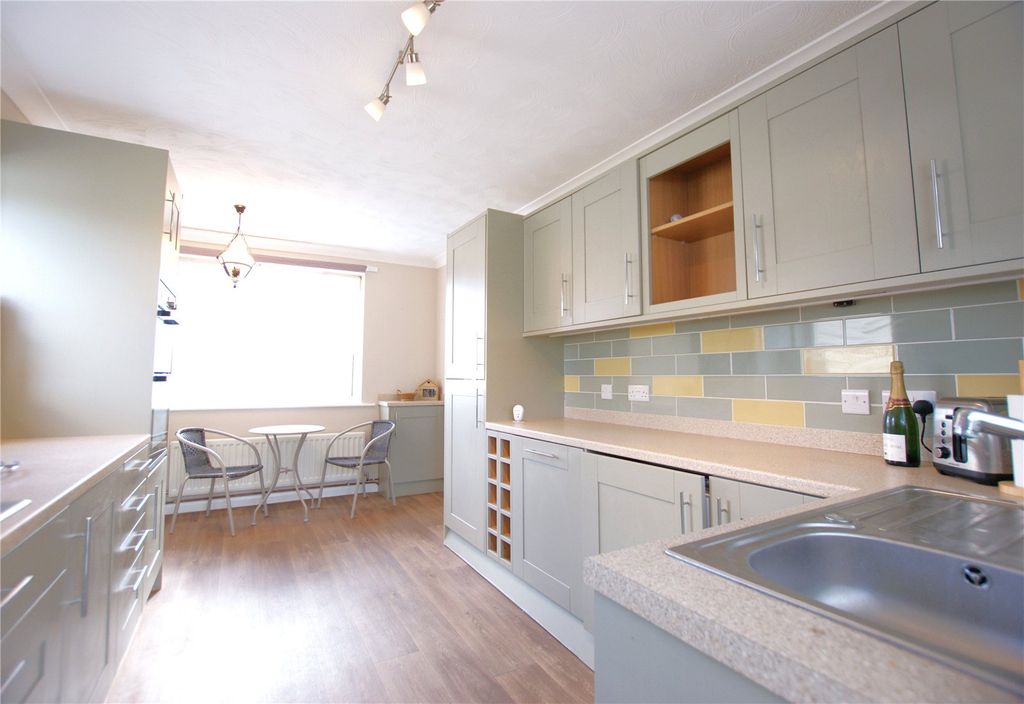 Property photo 2 of 7 Picture No. 19