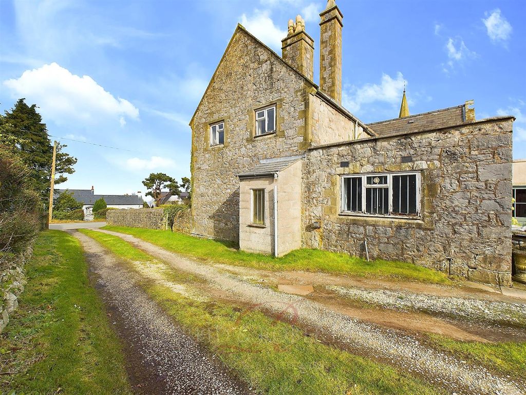 Property photo 3 of 30 Cam04884G0-Pr0025-Still028.Jpg